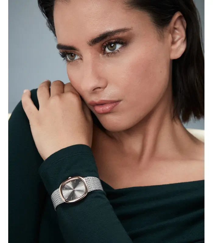 <br> Este reloj está constituido con materiales de primera calidad