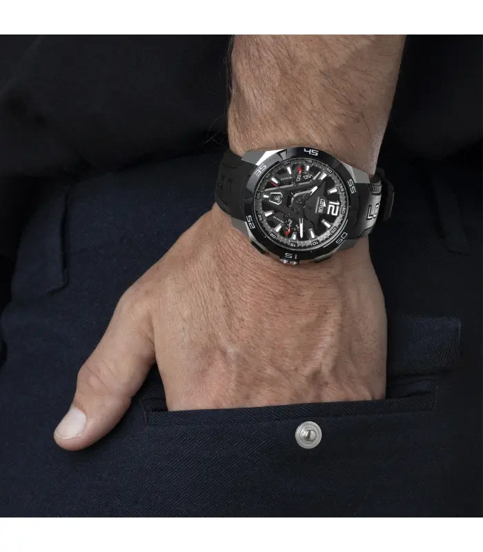       <br> Este reloj está constituido con materiales de primera calidad     