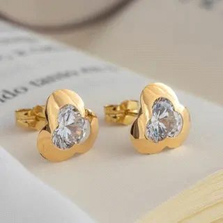 ORO PENDIENTE SEÑORA                                                                                